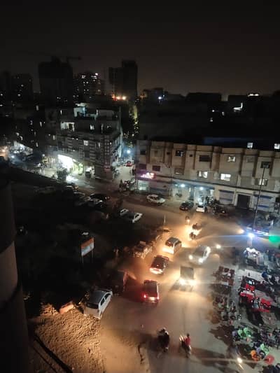 3 BED DD FLAT WITH ROOF FOR SALE IN GULSHAN E IQBAL BLOCK 13/D3NEAR HASSAN SQUARE, OR GAZALI MASJID, GULSHAN E IQBAL, KARACHI