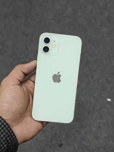 Apple iPhone 12