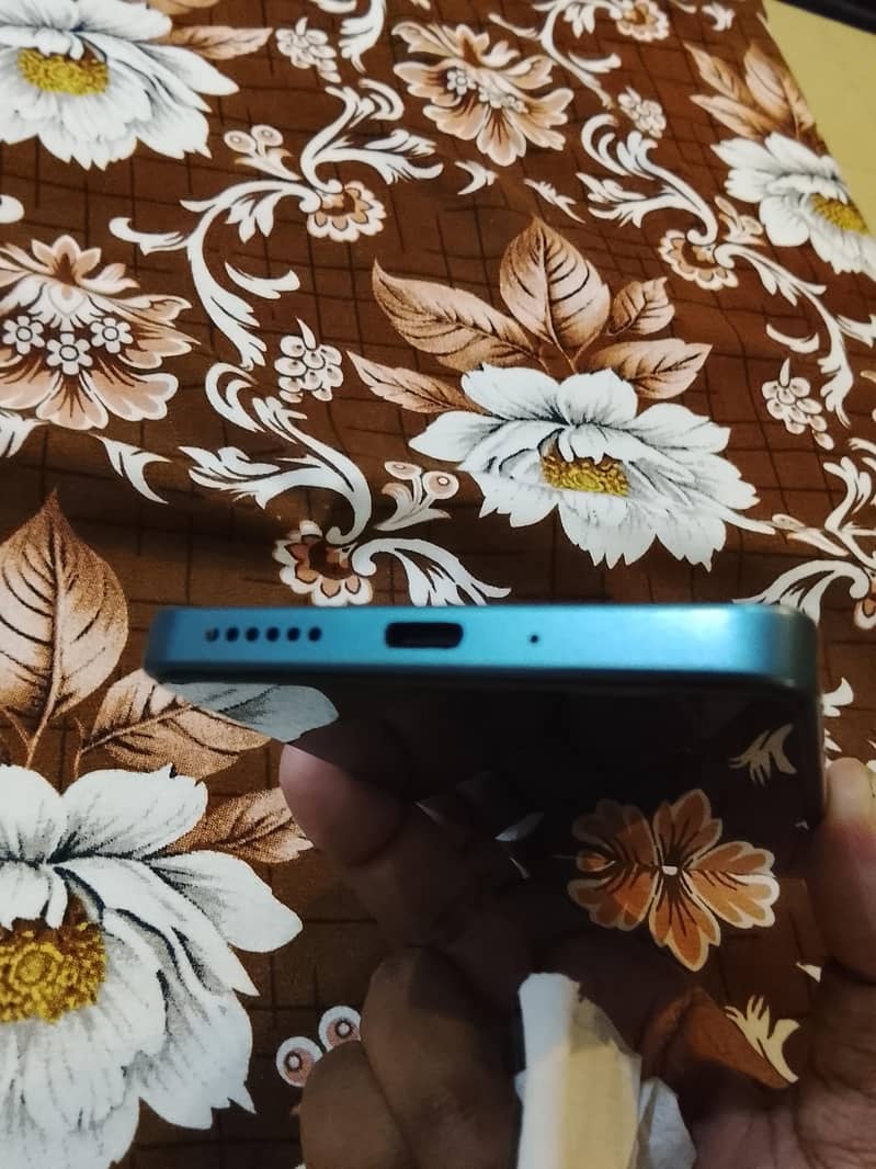 Xiaomi Redmi Note 13 Pro 3