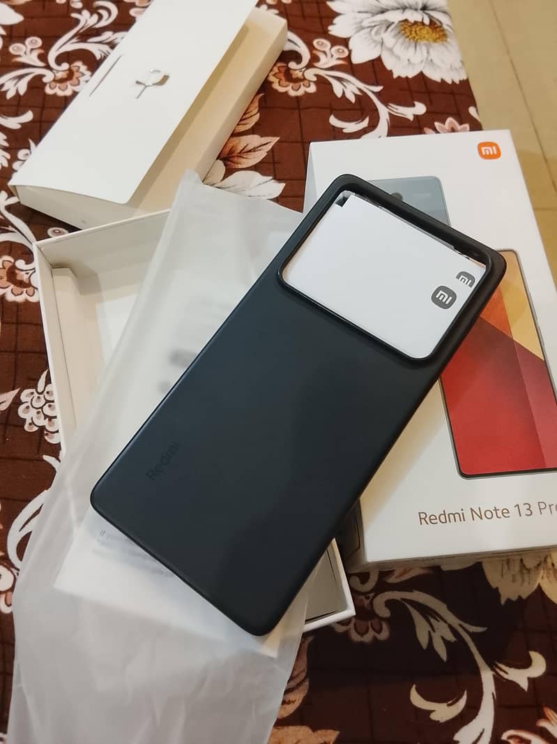 Xiaomi Redmi Note 13 Pro 10