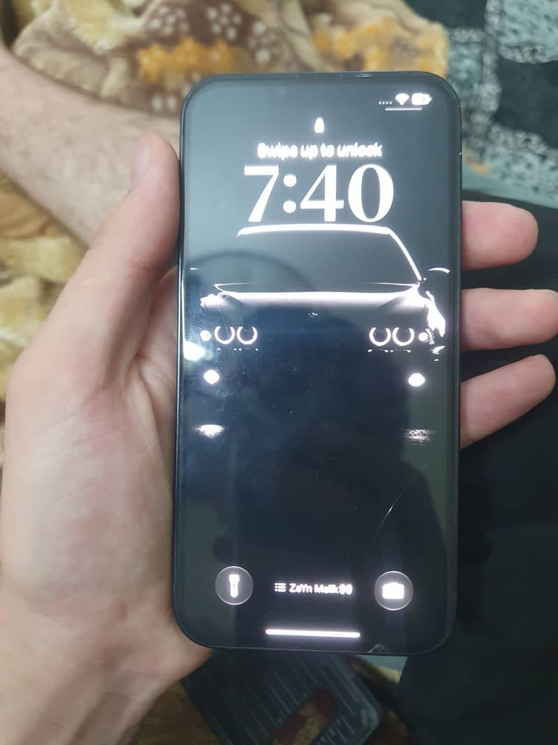 Apple iPhone 13 2