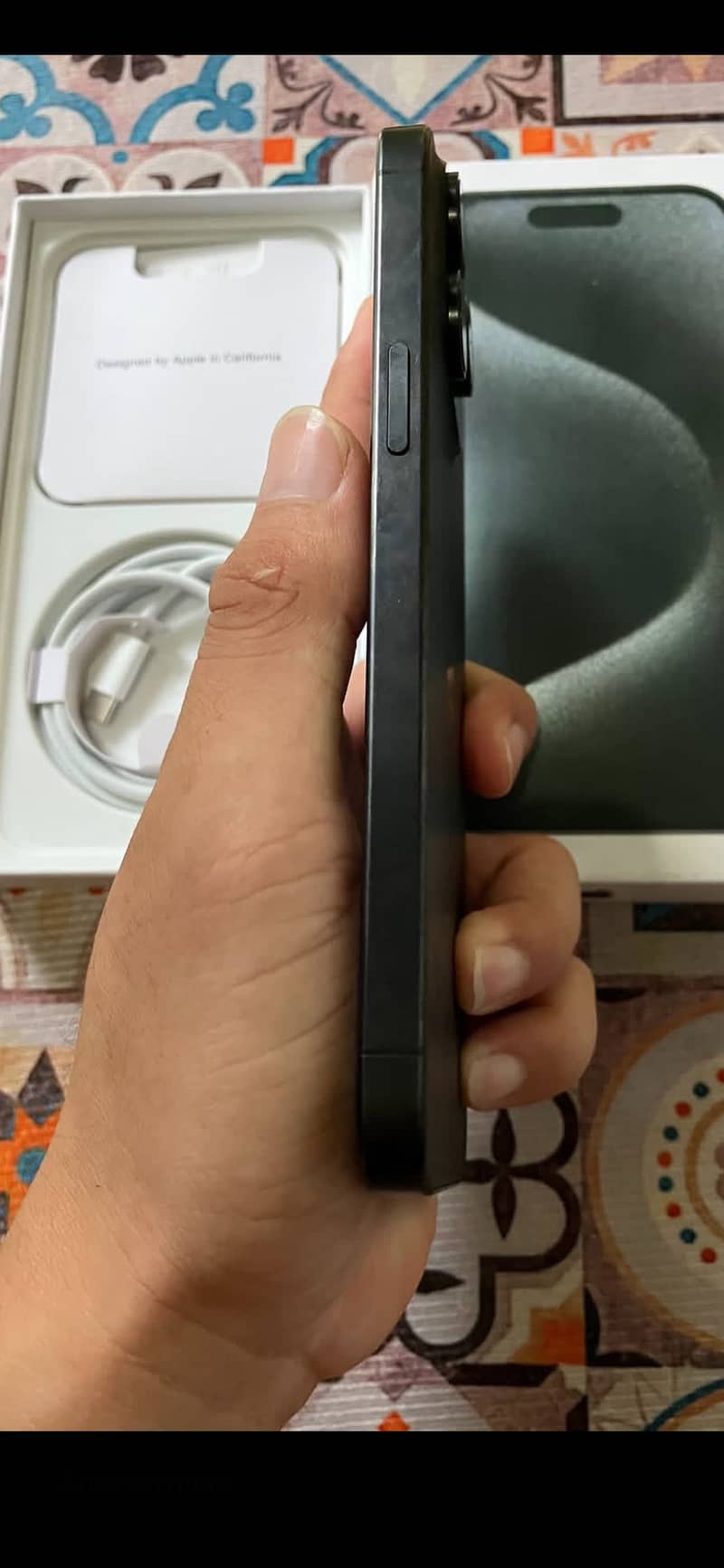 Apple iPhone 15 Pro Max 2
