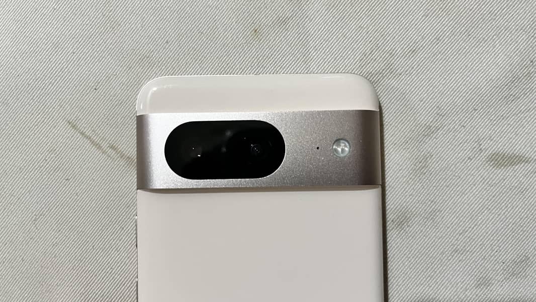 Google Pixel 8 2