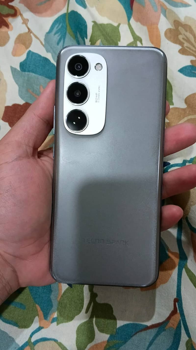 Tecno spark 40 pro plus 1