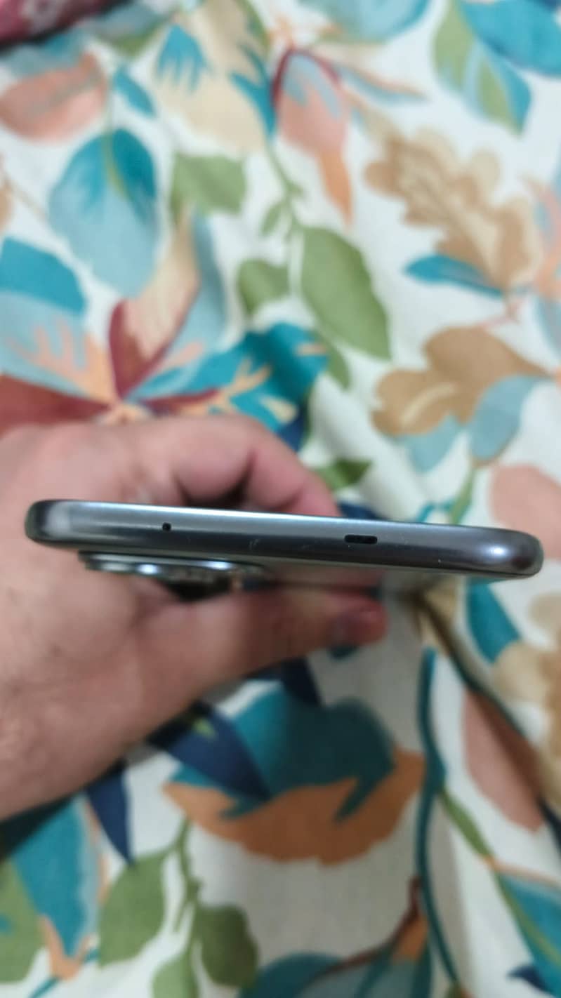 Tecno spark 40 pro plus 6