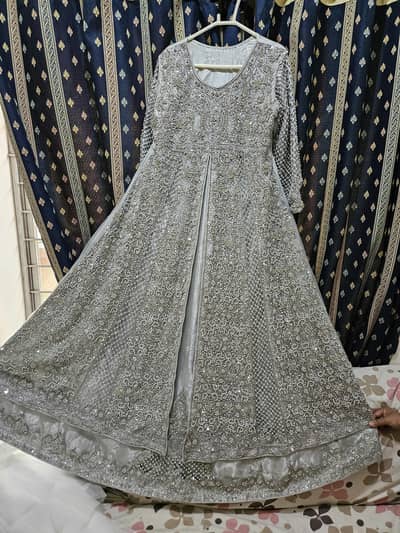 beautiful Maxi only 3 hours use
