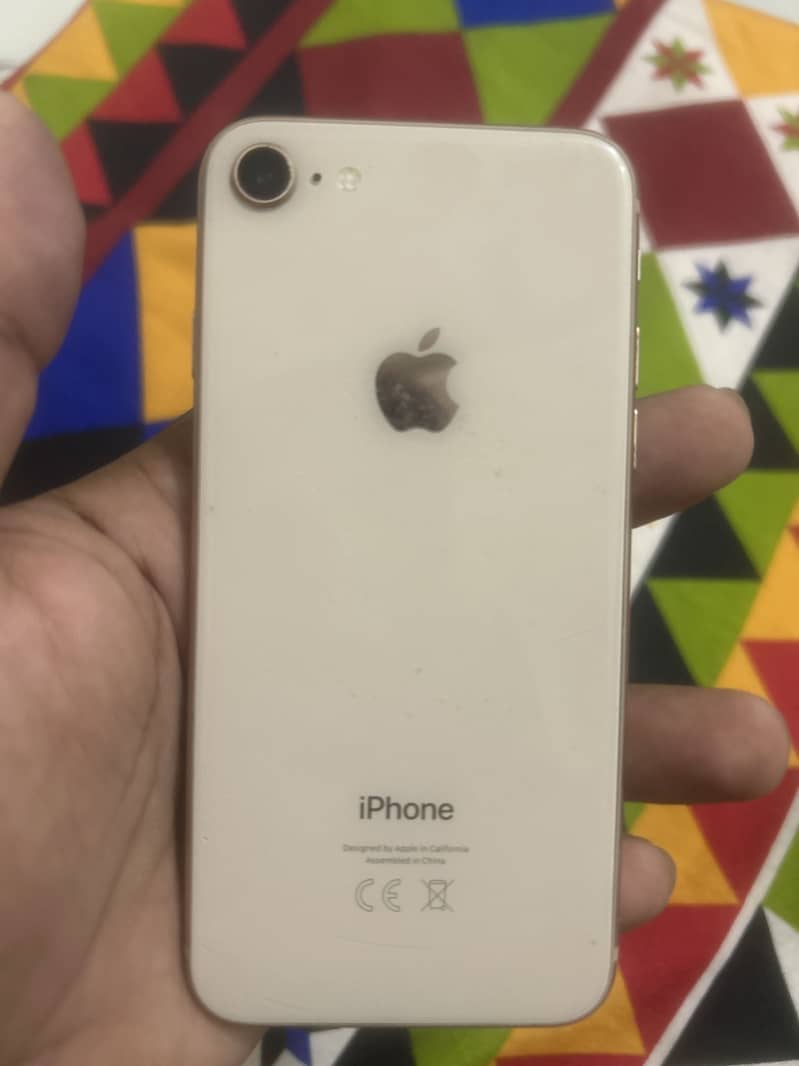Apple iPhone 8 1