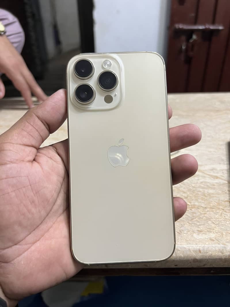 Apple iPhone 14 Pro Max 3
