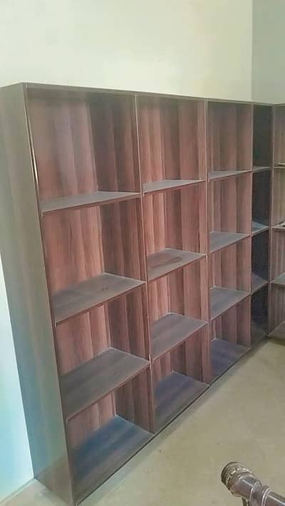 Shop usage , Front table and racks