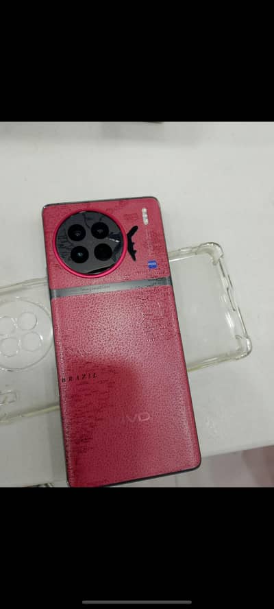 Vivo X90s