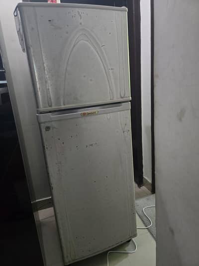 Dawlance  Frij  with xelent cooling