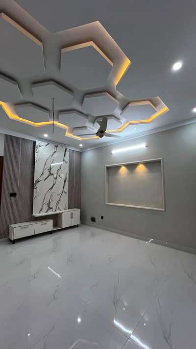 Brand New 7 Marla Double Story House for Sale!