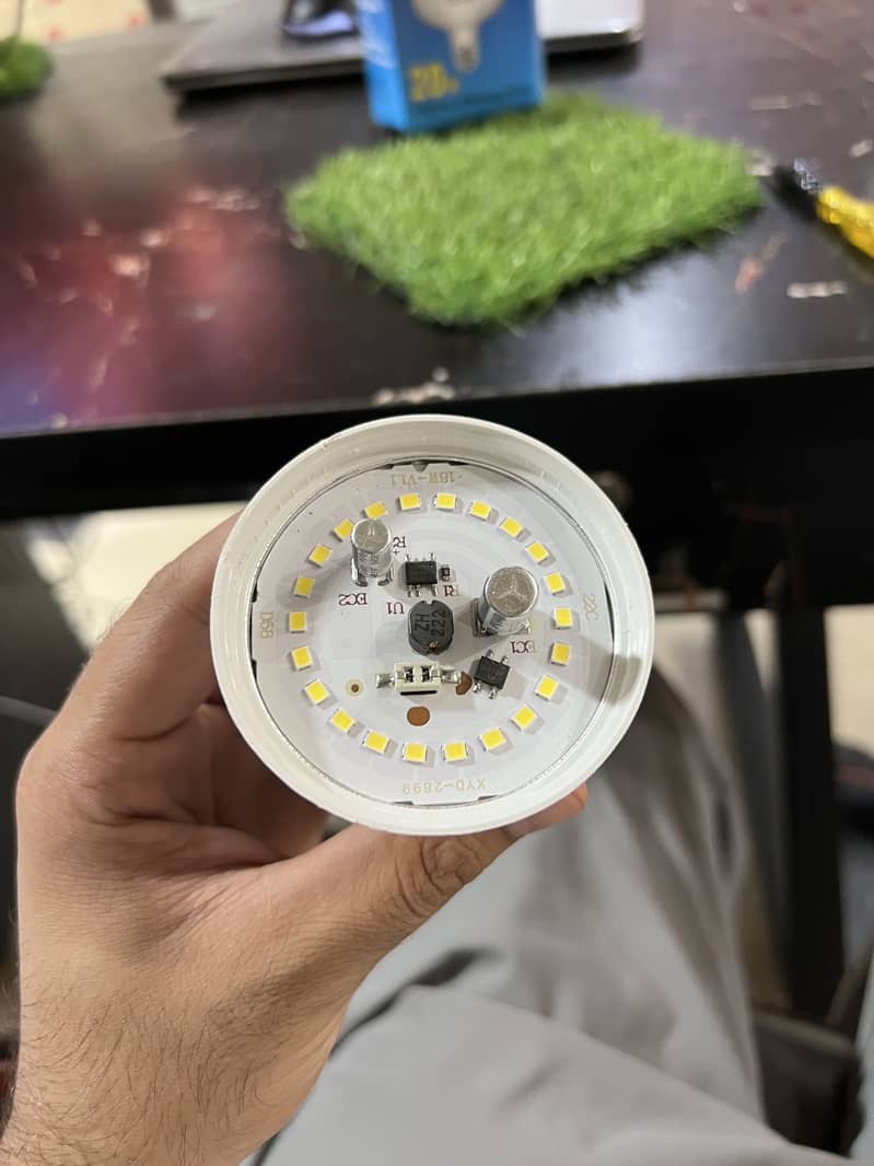 18w LED Bulb 2