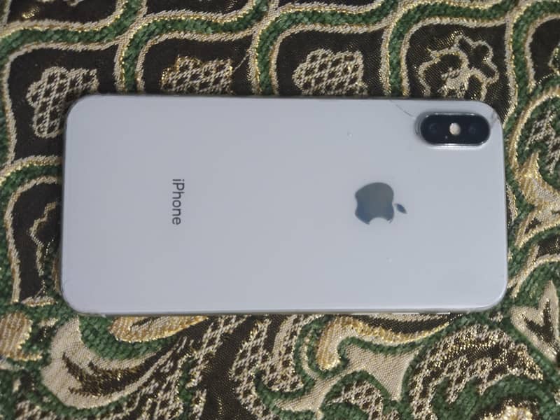 Apple iPhone X 4