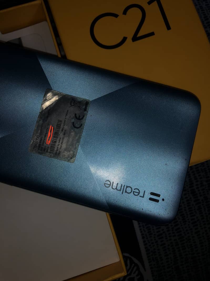 Realme C21 2