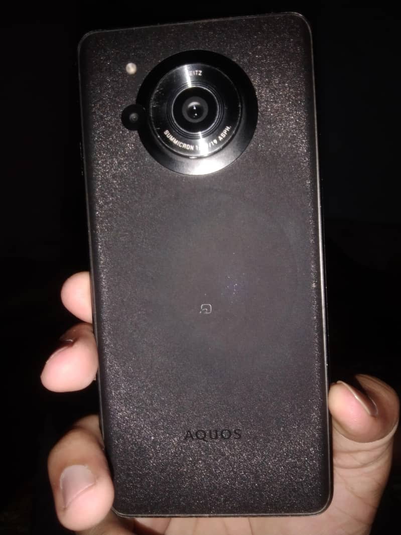 Aquos 1