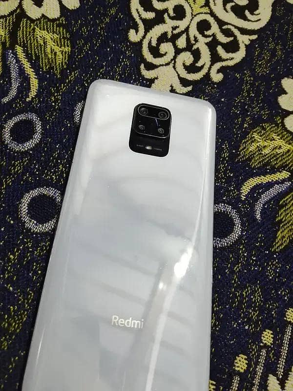 Xiaomi Redmi Note 9S 7