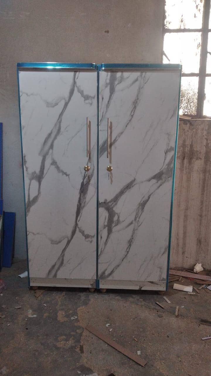wardrobe/Almari 3