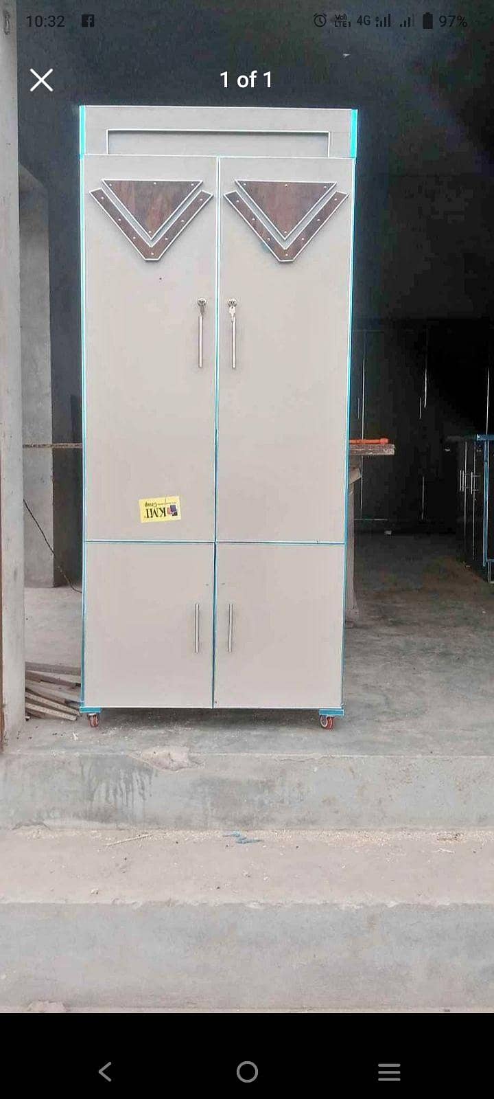 wardrobe/Almari 11