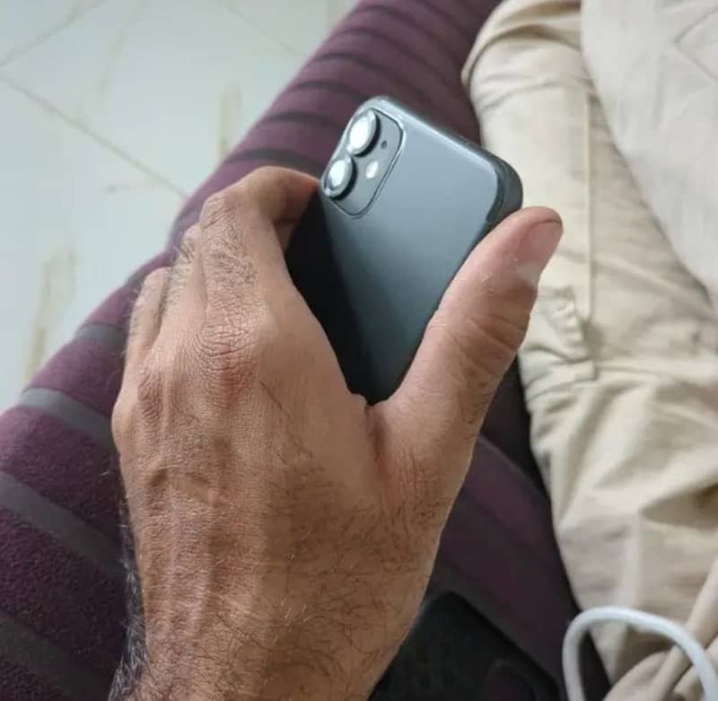 Apple iPhone 11 1