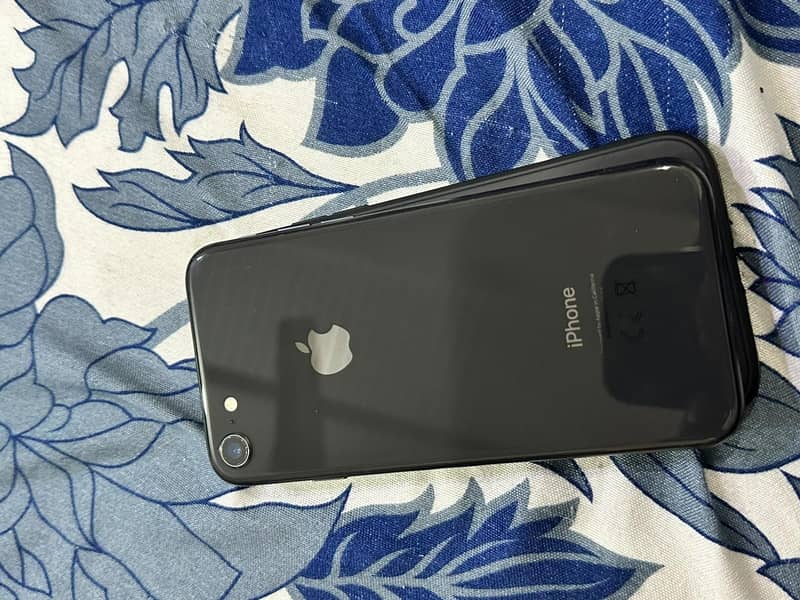 Apple iPhone 8 4