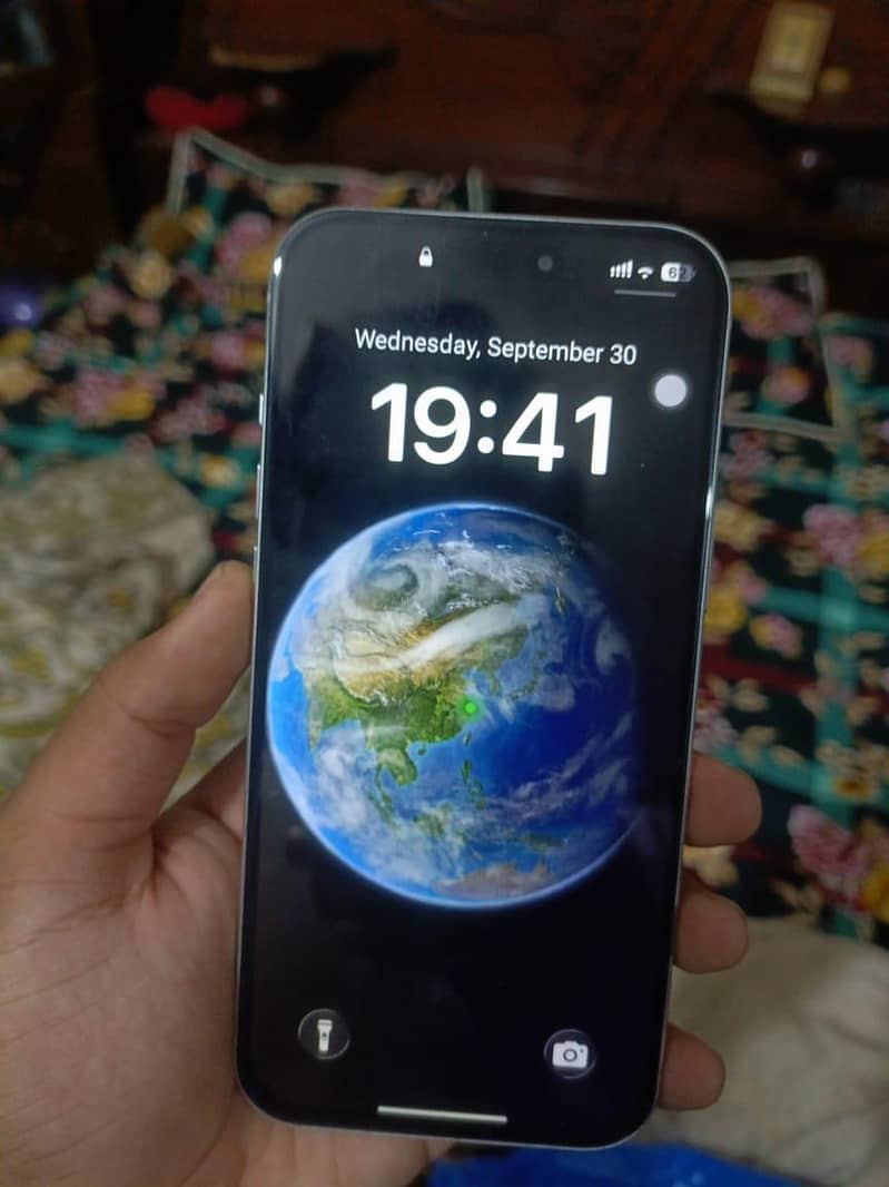 Apple iPhone 17 Pro Max 1