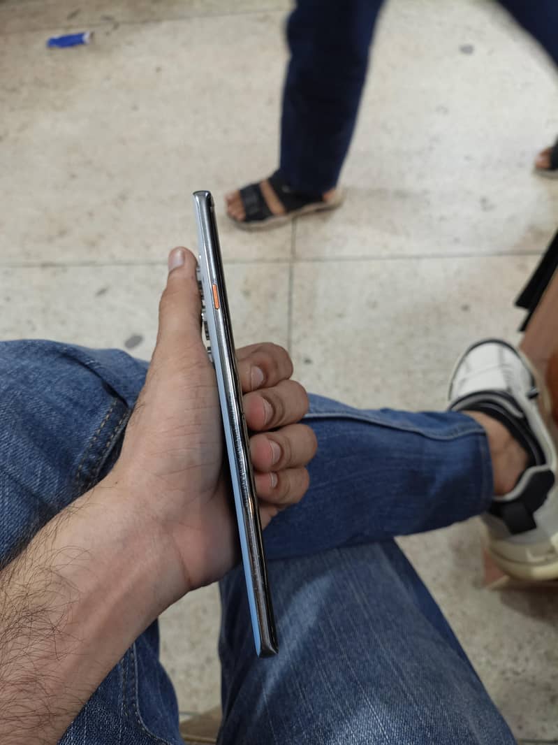 Tecno common 40 pro 2