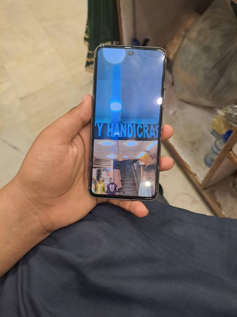 Google Pixel 8 1