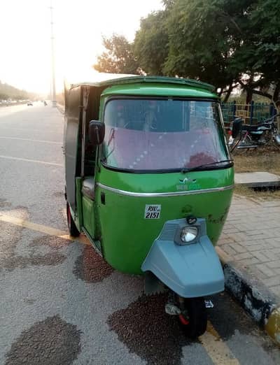 Pick and drop Auto Raksha Rawalpindi. 03371581425