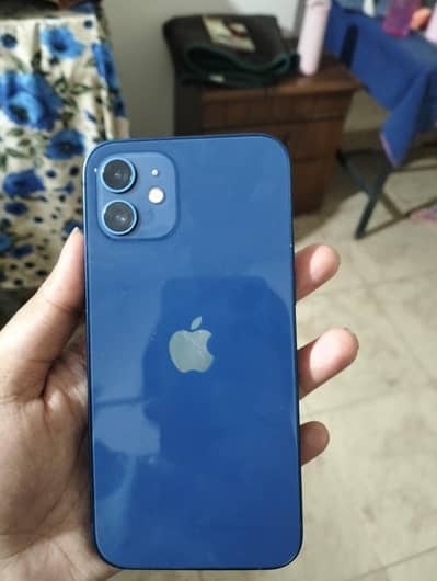 Apple iPhone 12