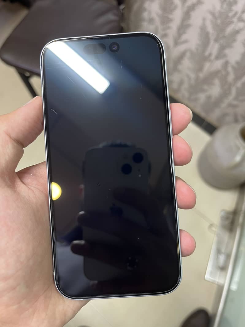 Apple iPhone 15 2