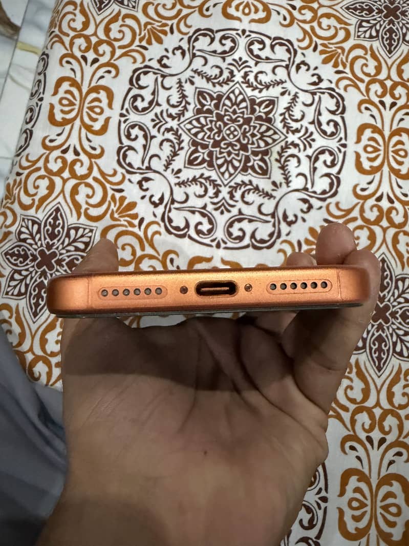 Apple iPhone 17 Pro Max 3