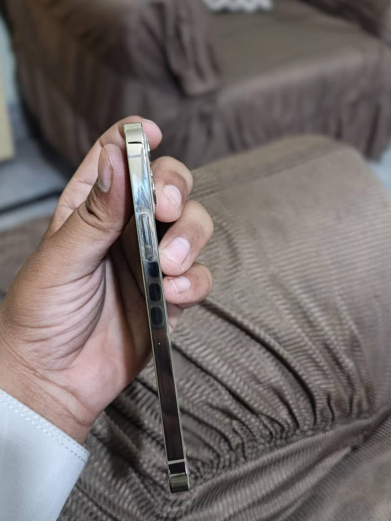 Apple iPhone 12 Pro 5