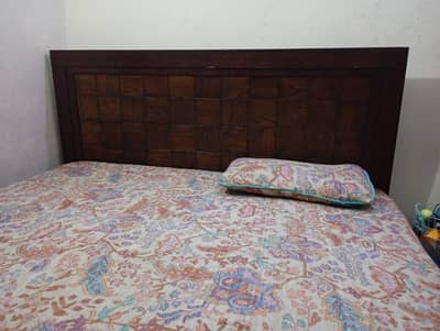 King size bed