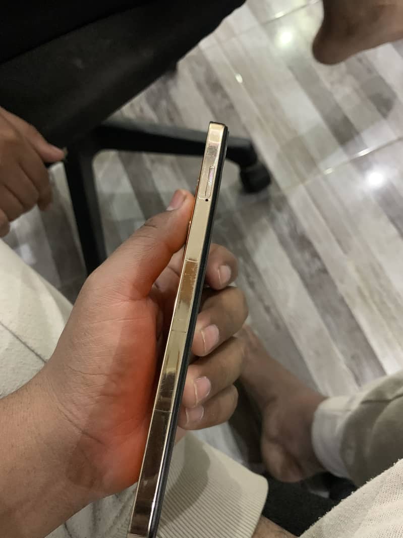 Infinix Note 30 3