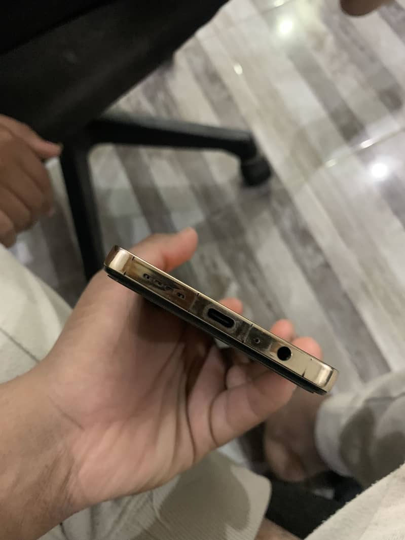 Infinix Note 30 5
