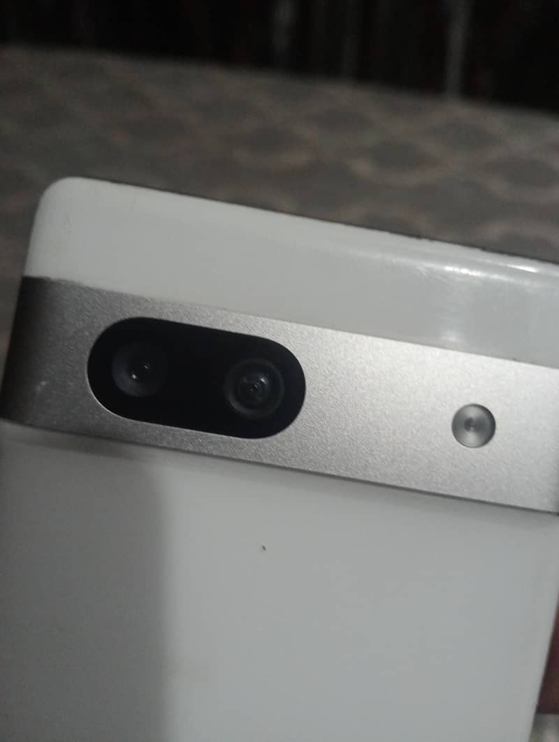Google Pixel 7a 1