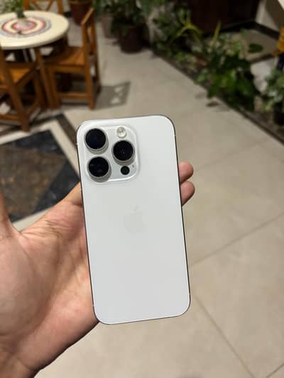 Apple iPhone 15 Pro