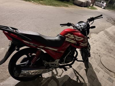 Honda Cb150F