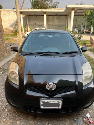 Toyota Vitz 2010