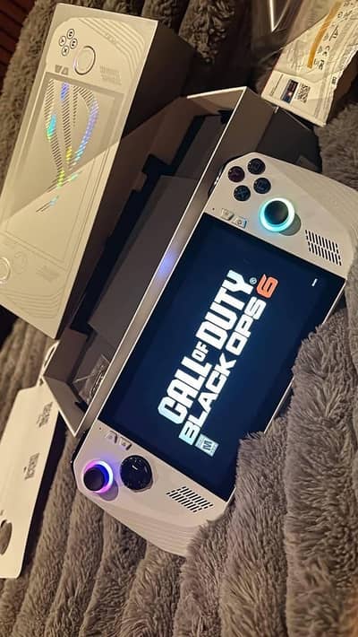 Asus Ally 512GB Handheld Gaming laptop with complete accessories