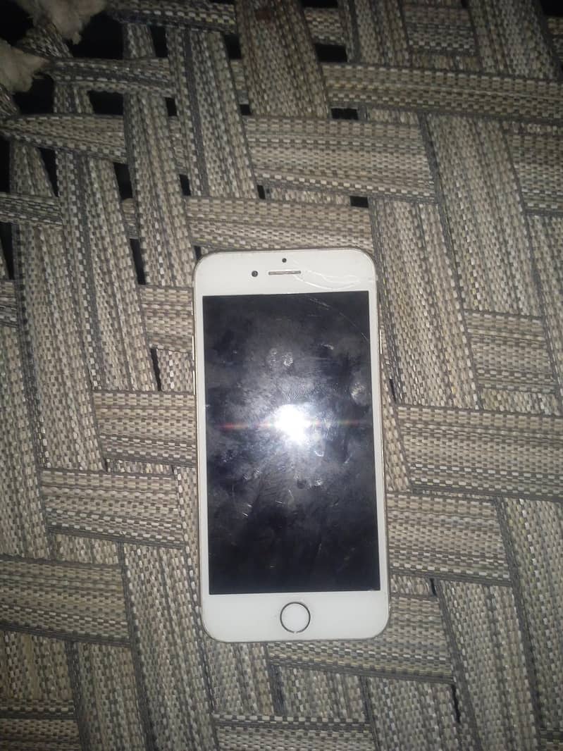 Apple iPhone 7 1