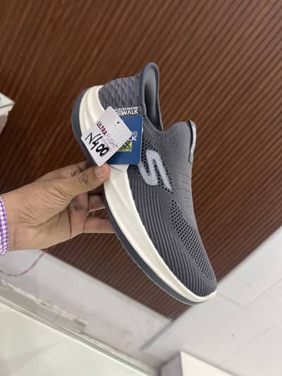 Skechers joggars very comfortable and light weight
