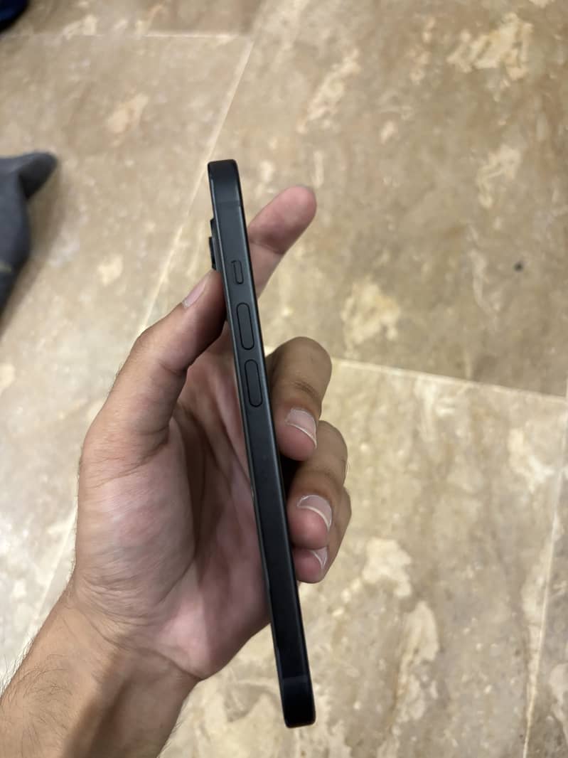 Apple iPhone 15 1