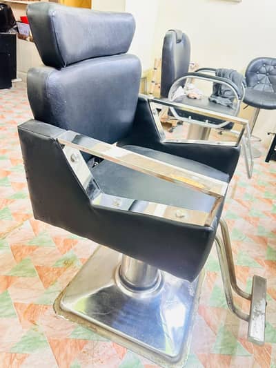 saloon chair