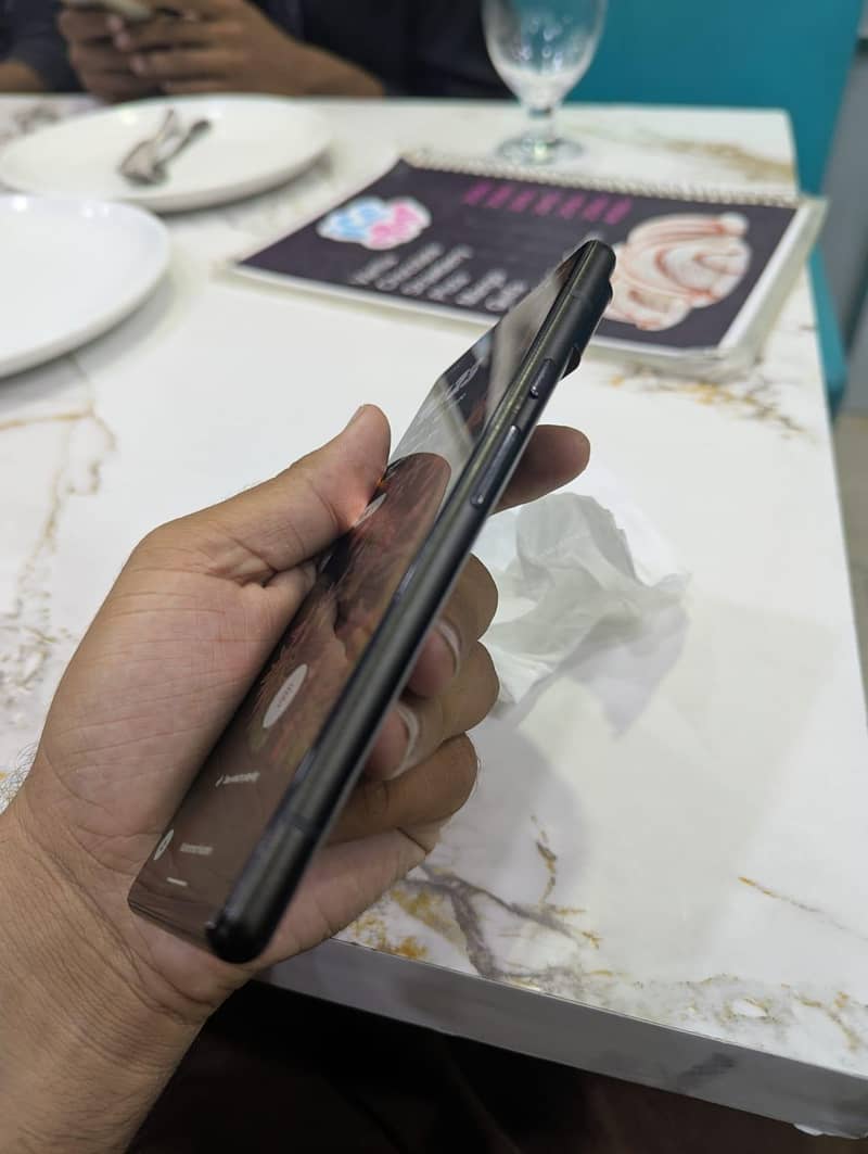 Google Pixel 6 3