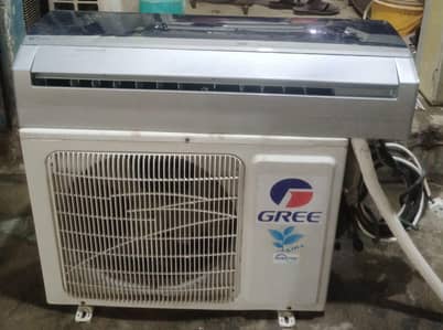 GREE 1 Ton Inverter AC