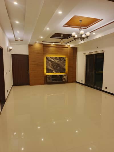 Luxury Penthouse Available For Rent In Askari 11 Lahore