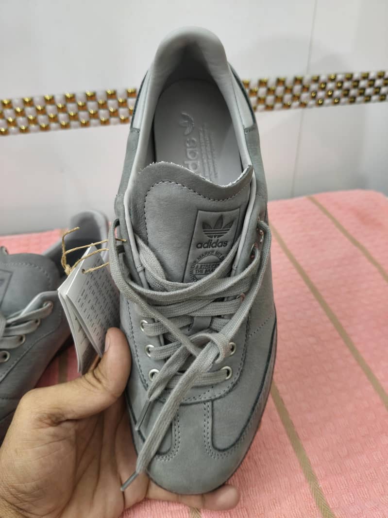 ADIDAS 2