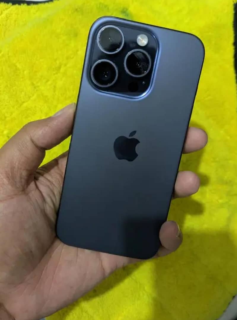 Apple iPhone 15 Pro 1